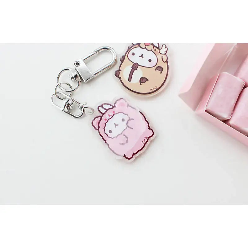 Molang - Juicy Caramel Strawberry Flavor With Keyring - Molang - Candy - Harumio