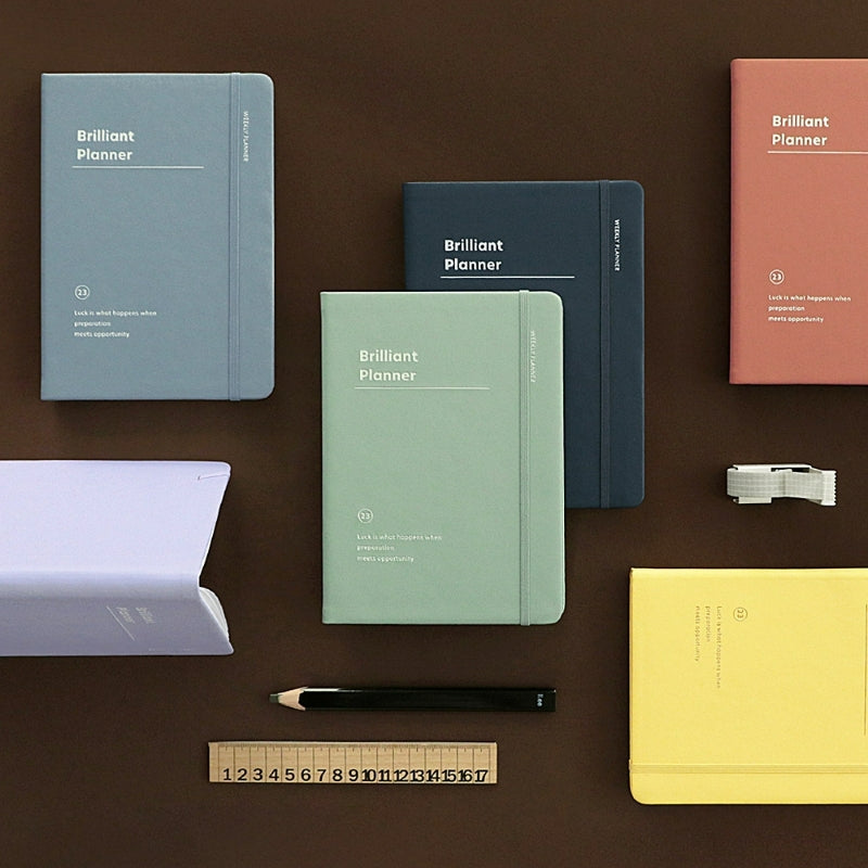 Iconic - 2023 Brilliant Weekly Planner