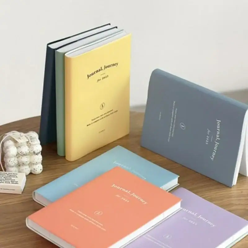 Iconic - 2023 Journal J Diary Plan Weekly B6 - ICONIC - Diary - Harumio
