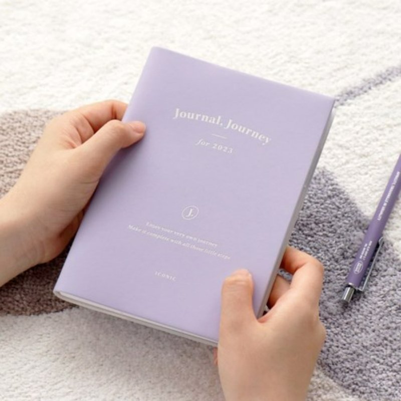 Iconic - 2023 Journal J Diary Plan Weekly B6