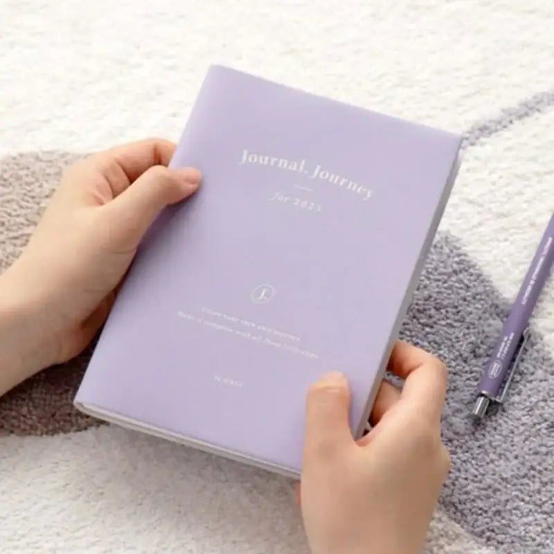 Iconic - 2023 Journal J Diary Plan Weekly B6 - ICONIC - Diary - Harumio