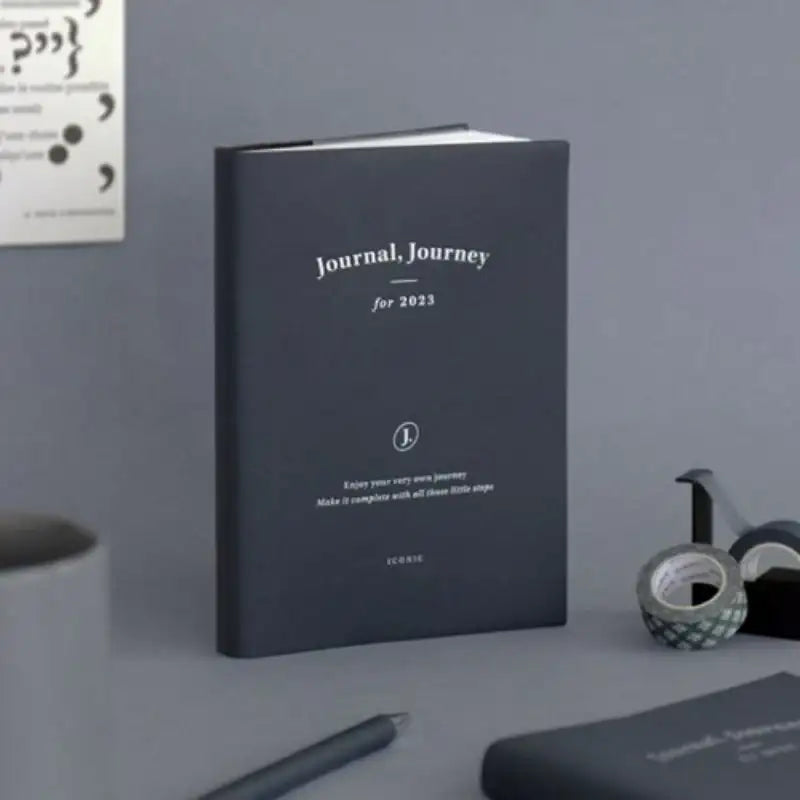 Iconic - 2023 Journal J Diary Plan Weekly B6 - ICONIC - Diary - Harumio
