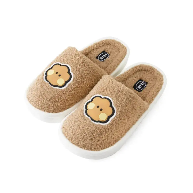 BT21 - Minini Big Face Boucle Slippers - LINE FRIENDS - Footwear - Harumio