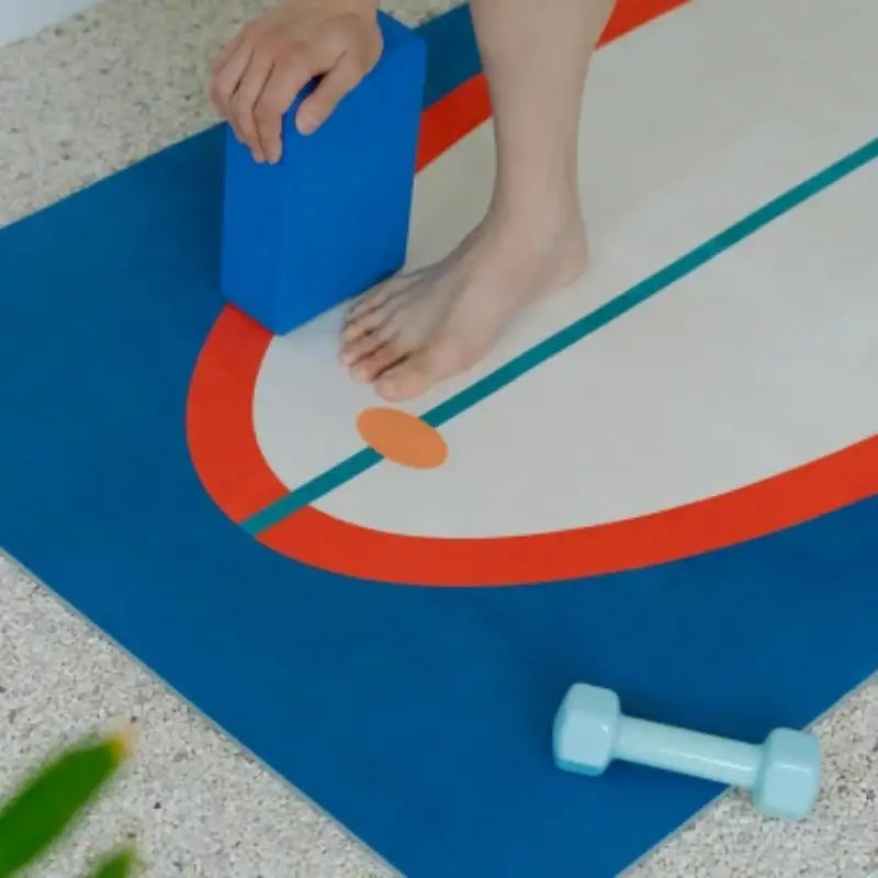 Hometown Cha-Cha-Cha x SALTY & SWEATY - Hong Doosik Surf Yoga Rug - Hometown Cha-Cha-Cha x SALTY & SWEATY - Yoga Mat - Harumio